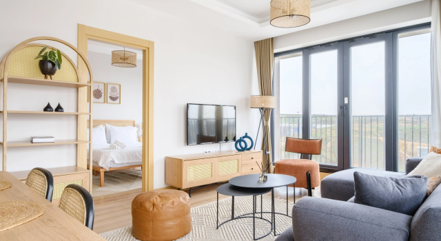 O podwyższonym standardzie apartament 1 sypialnia i balkonem i z widokiem Grand Residence by NewInn Apartments