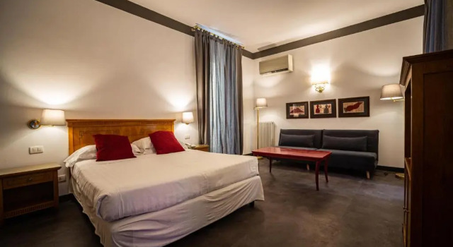 Трёхместный номер Standard с балконом Hotel Real Orto Botanico