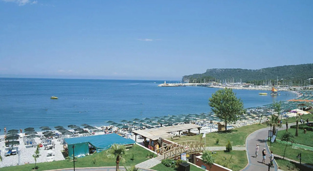 Fame Beach Hotel