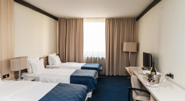 Номер Comfort Hotel Holiday