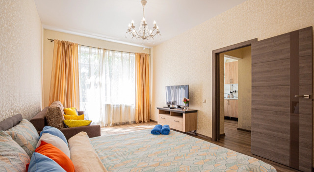 Na Ulitse Novozavodskaya 25/7 Flat, Boek Appartement Filevsky Park , in de buurt van Bagrationovskaya Metro Station