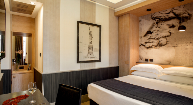 Трёхместный полулюкс Dependance Hotel Royal Court