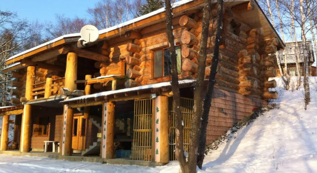 Elochki Hotel, Boek Toeristenbasis Joezjno-Sachalinsk Oblast Sachalin