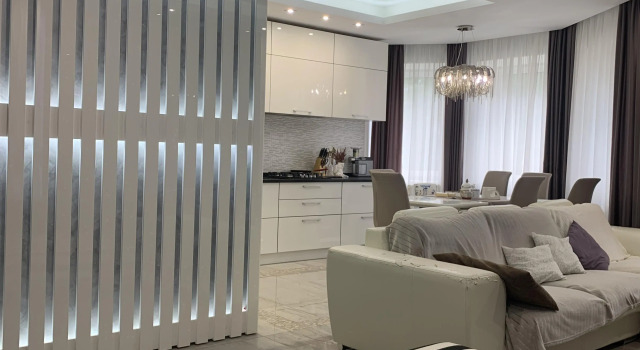 Sovremennye V Tsentre Goroda Apartaments, Book Lejlighed Hoteller i Golden Ring med parkering, Parkering