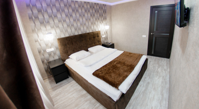 Dvukhkomnatnaya S Shikarnym Vidom Flat, Prenota Appartamento Hotel a Central Russia con parcheggio, Parcheggio