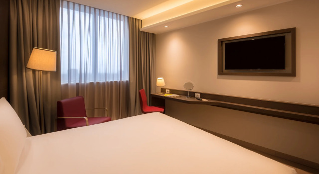 Двухместный номер Guest DoubleTree by Hilton Yerevan City Centre