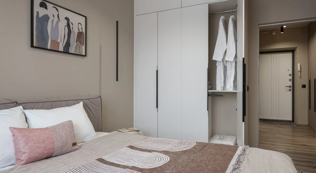 2-Kh Komnatnaya Vozle TRTS Planeta Flat, Reserva ahora Apartamento Hoteles en Krasnoyarsk con aparcamiento, Aparcamiento