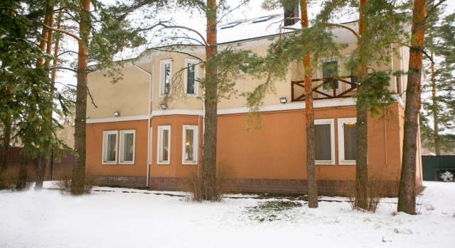Dom V Aleksandrovke Guest House, Rezervovat Penzión Hotely v Podolsk s parkováním, Parkování