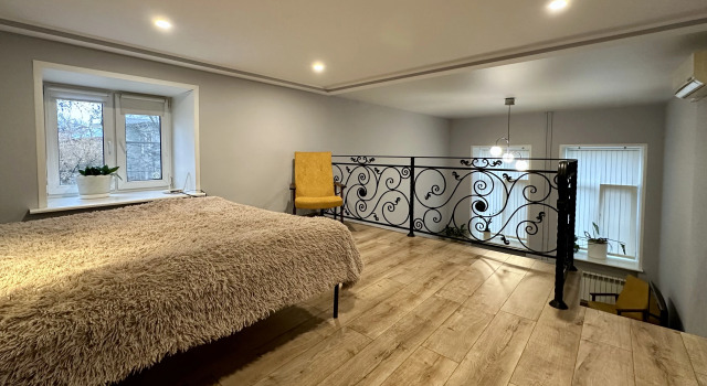 Студия Квартира Cтудия Лофт Двухуровневая Yarapartments
