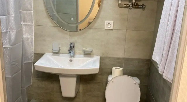 No. 13 Quadruple room Galon Guest House