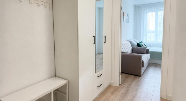 Квартира Студия 25 м² с Французским Балконом в Современном Жк на ул Академика Ландау  37 Идеальное Место для Комфортного Проживания в Екатеринбурге, Забронировать Апартаменты/квартира Отели Городского округа Екатеринбурга - Северный управленческий округ с парковкой, Парковка