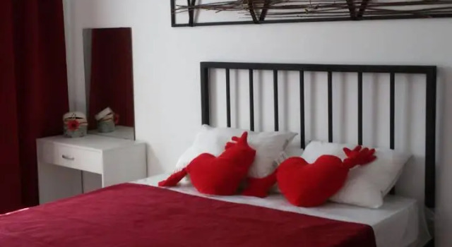 Lucky Na Serova Apartments, Prenota Appartamento Leninsky Administrative District 