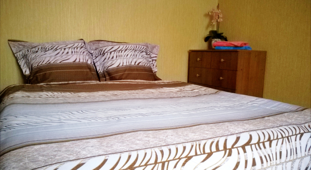 Kvartira Na Sutki V Grodno, Buchen Sie Ferienwohnung Hotels in Hrodsenskaja Woblasz mit Parkplatz, Parkplätze