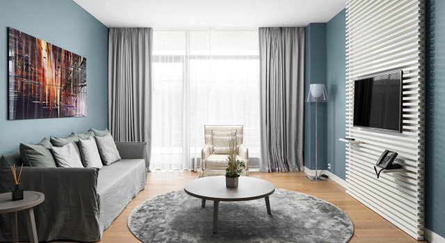 Люкс для МГН Отель Crystal House Suite Hotel & Spa
