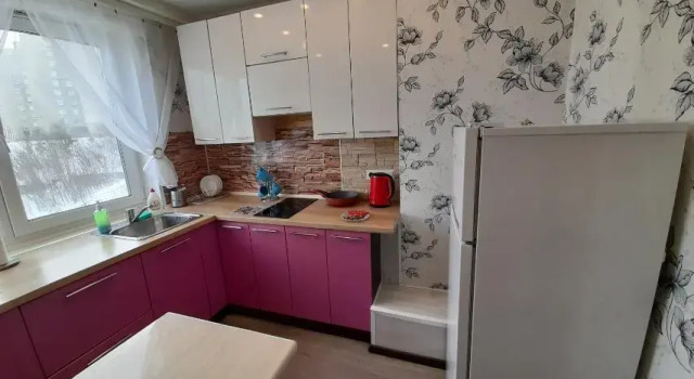 Dvukhkomnatnaya s Krasivym Vidom i Balkonom v Oktyabryskom Rayone Flat, Book Apartment Murmansk Murmansk Region