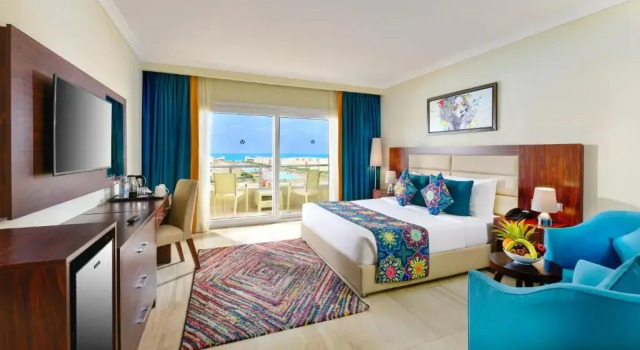 Двухместное шале Ambassador с видом на море и бассейн Отель TOLIP North Coast Hotel