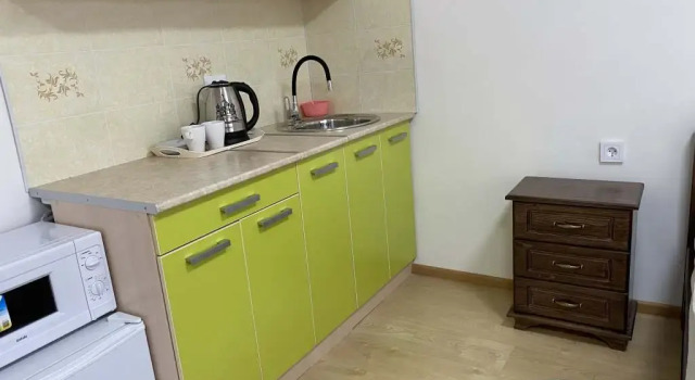 Uyutnyie 3 Na Velizhskoj Apartments, Prenota Appartamento Frunzensky district 