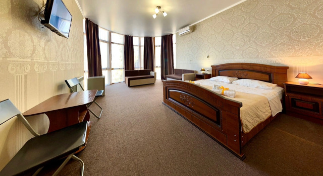 Четырёхместный номер Comfort с видом на море Меблированные комнаты Дом Солнца