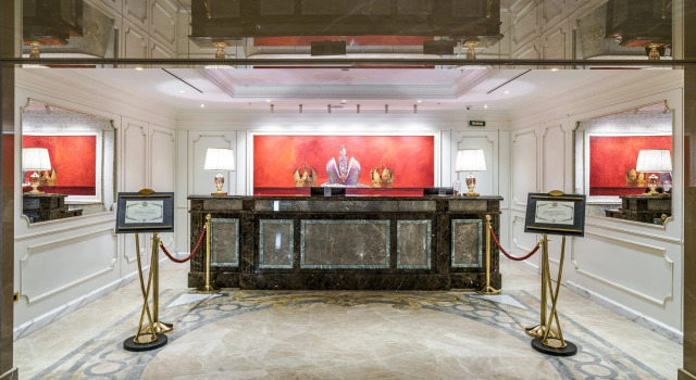 Отель Tsar Palace Luxury Hotel & SPA