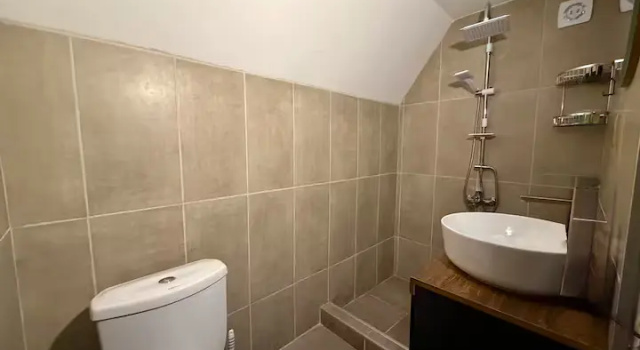 Коттедж с 3 комнатами с балконом и с видом на горы Отель Kapo Cottages in Racha