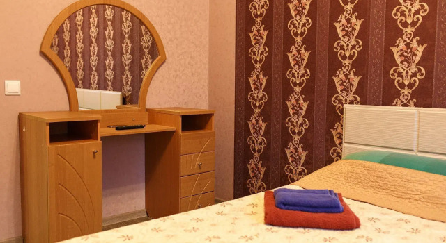 Апартаменты с 2 комнатами с балконом Апартаменты Right Room двухкомнатные на улице Маршала Жукова 20