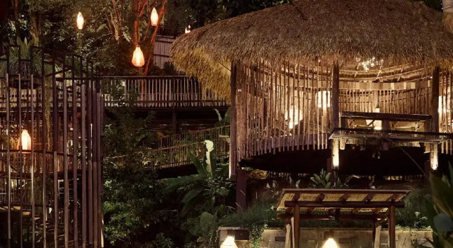 Курортный отель Dinso Resort & Villas Phuket, Vignette Collection by IHG