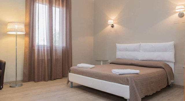 Трёхместный номер Deluxe с красивым видом из окна Отель Villa Costes Gallipoli