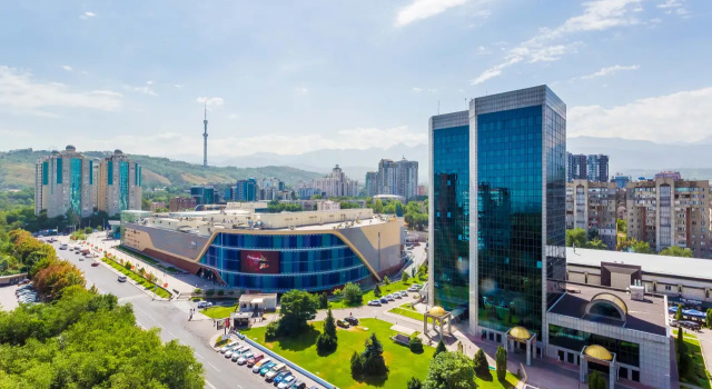 V Mikrorayone Samal-1 Flat, Prenota Appartamento Hotel a Almaty con parcheggio, Parcheggio
