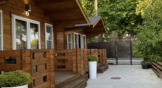 Четырёхместный номер Standard с балконом Шале Good House Abh