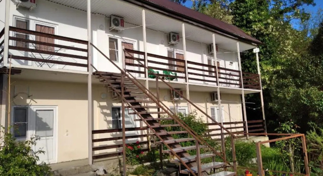 Solnechny kholm Guest house, Book Guesthouse Sukhum Abkhazia
