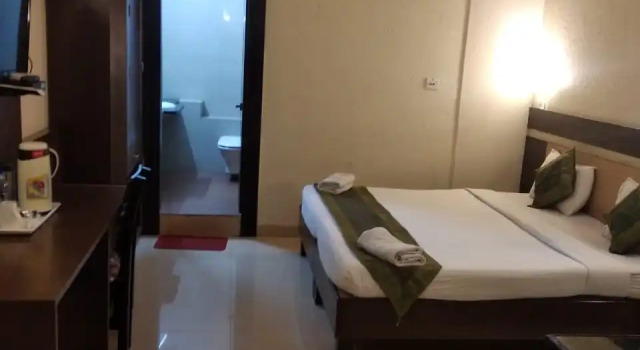 Двухместный номер Standard Super Townhouse Gandhi Medical College Bhopal Formerly Hotel Shagun