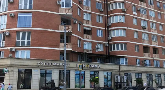 Апартаменты с балконом и с красивым видом из окна Апартаменты Vip Квартира 3К в Дербенте возле Набережной