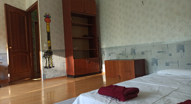 Kvartira V Kurortnoy Zone Okolo Basseyna I Ostanovki Obschestvennogo Transporta, Buchen Sie Ferienwohnung Günstige Hotels in Region Kamtschatka