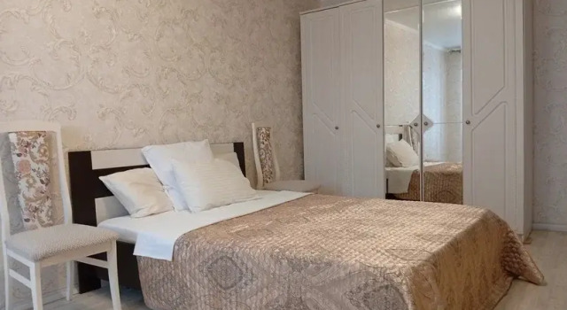 Uyutnaya kvartira v tsentre Permi Flat, Rezerwuj Apartament Dzerzhinsky City District Perm, w pobliżu Dzerzhinsky Park