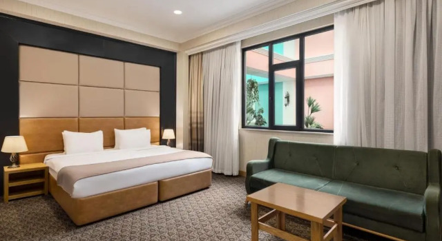 Двухместный номер Standard Wyndham Baku