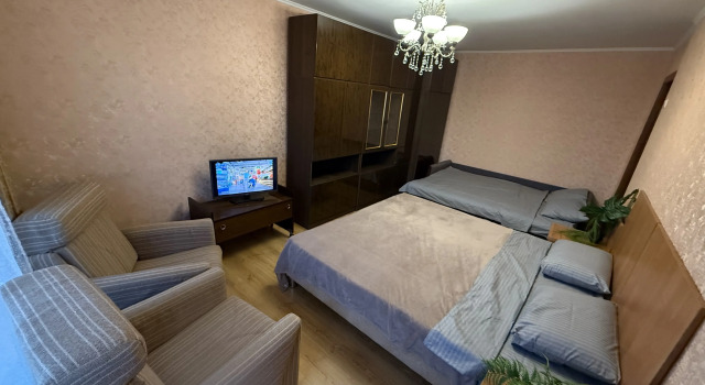 Dvukh Komnatnaya Kvartira, 7 Spalnykh Mest, 5 Krovatey, 8 Minut Ot Metro Ryazanskiy Prospekt Flat, Book Apartment Ryazansky , near Ryazansky Prospekt