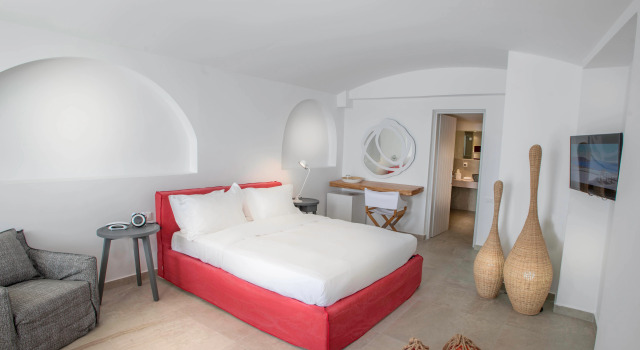 Люкс Pure с видом на Кальдеру Santorini Secret Suites & Spa, Small Luxury Hotels of the World
