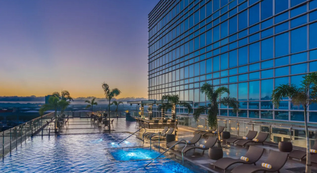 Отель Richmonde Hotel Iloilo