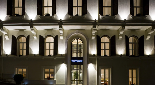 Tomtom Suites