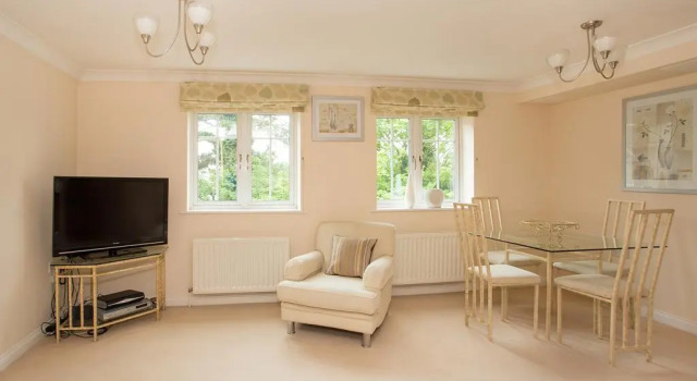 Апартаменты с 2 комнатами Basingstoke Apartments - Westlands House, City Centre, Home-From-Home