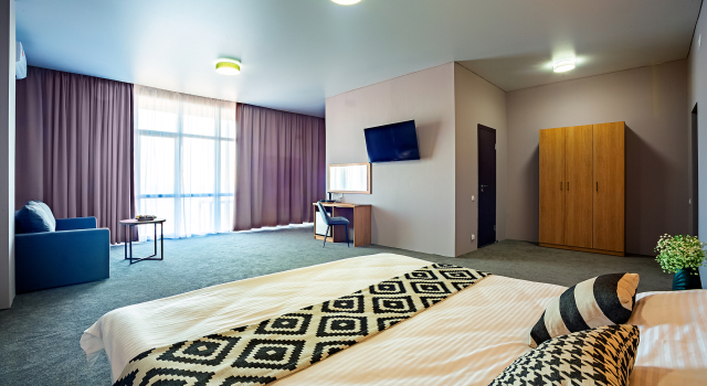 Двухместный номер Делюкс c 1 комнатой с балконом Green Land Hotel