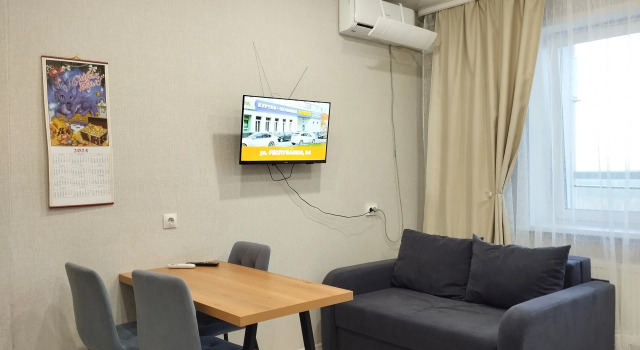 Studiya S Vidom Na Les I Ozero Flat, Prenota Appartamento Hotel a Tyumen Region con parcheggio, Parcheggio
