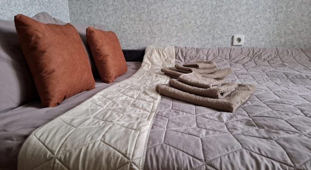 Uyutnaya Studiya Pskovskaya Oblast G. Velikie Luki Vinatovskogo 66 Apartments, Prenota Appartamento Hotel a Pskov Region con parcheggio, Parcheggio