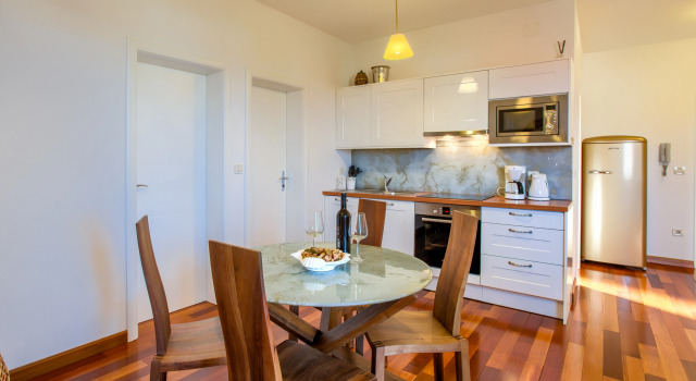 Апартаменты с 2 комнатами с балконом и с красивым видом из окна Villa Kos Murter Apartments