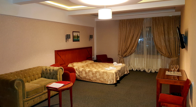 Двухместный люкс Happy Inn Hotel Alpiyskiy