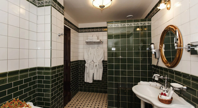 Dobbelt juniorsuite med altan med parkudsigt Hermitage Hotel