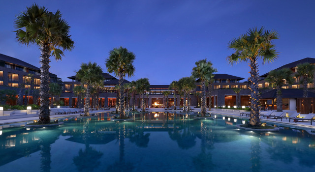 Отель Radisson Blu Bali Uluwatu