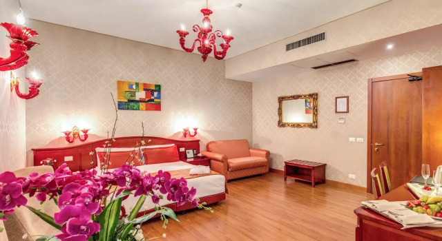 Семейный номер Comfort Отель Augusta Lucilla Palace