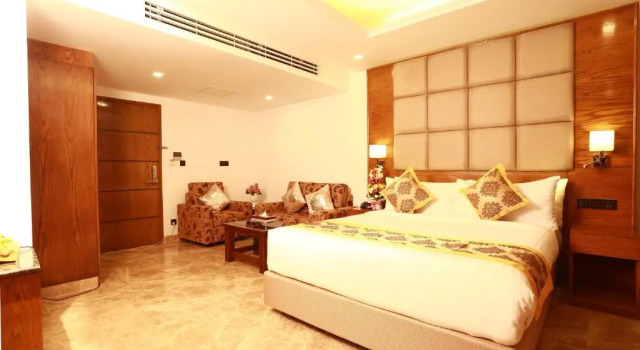 Одноместный номер Deluxe с красивым видом из окна Marino Royal Hotel