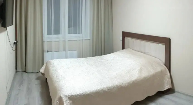 Yevro 2-kh Komnatnaya V 11 Mikrorayon 4 Flat, Réserver Appartement Kourgan 